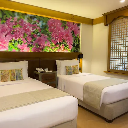 Costabella Tropical Beach Hotel