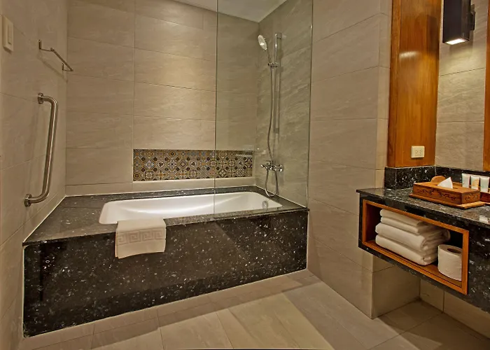 Costabella Tropical 4* Lapu-Lapu City