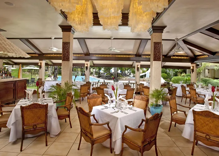 Costabella Tropical Resort 4*