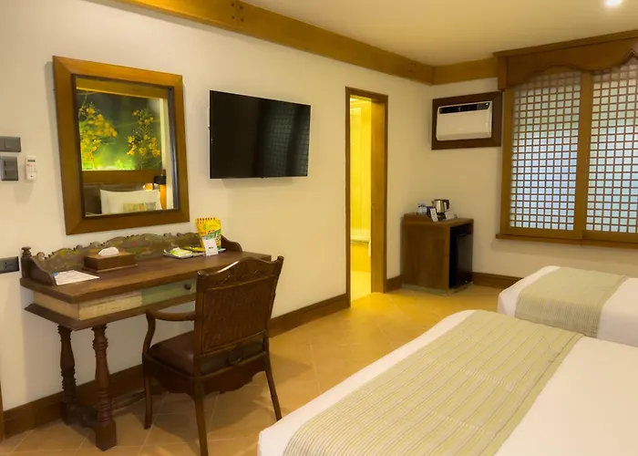 Costabella Tropical Resort Lapu-Lapu City
